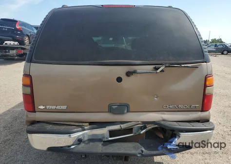 2003 Chevrolet Tahoe C1500 z USA, uszkodzony, nr VIN 1GNEC13V53R237634